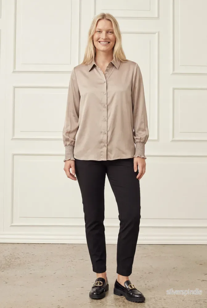 Nanina Smock Shirt - Dark Sand - Bild 3