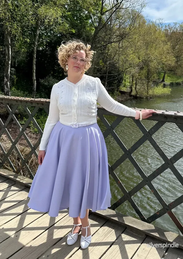 1950-tals Hourglass swing klänning - lila - Bild 3