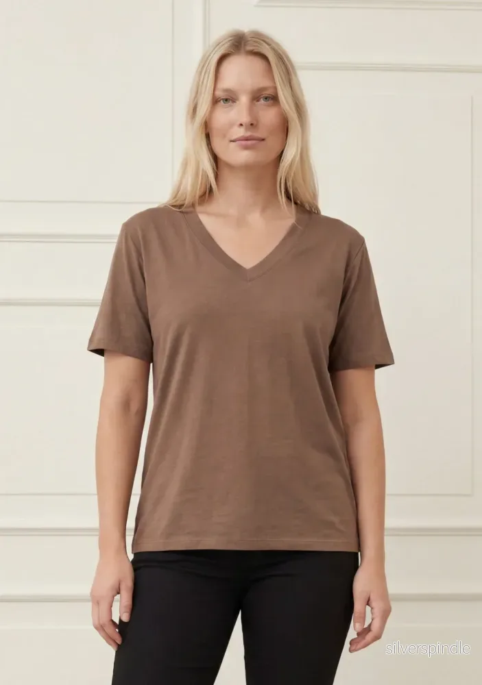 Nugga Basic V-Neck T-Shirt – Toffee Nugga Basic V-Neck T-Shirt – Toffee