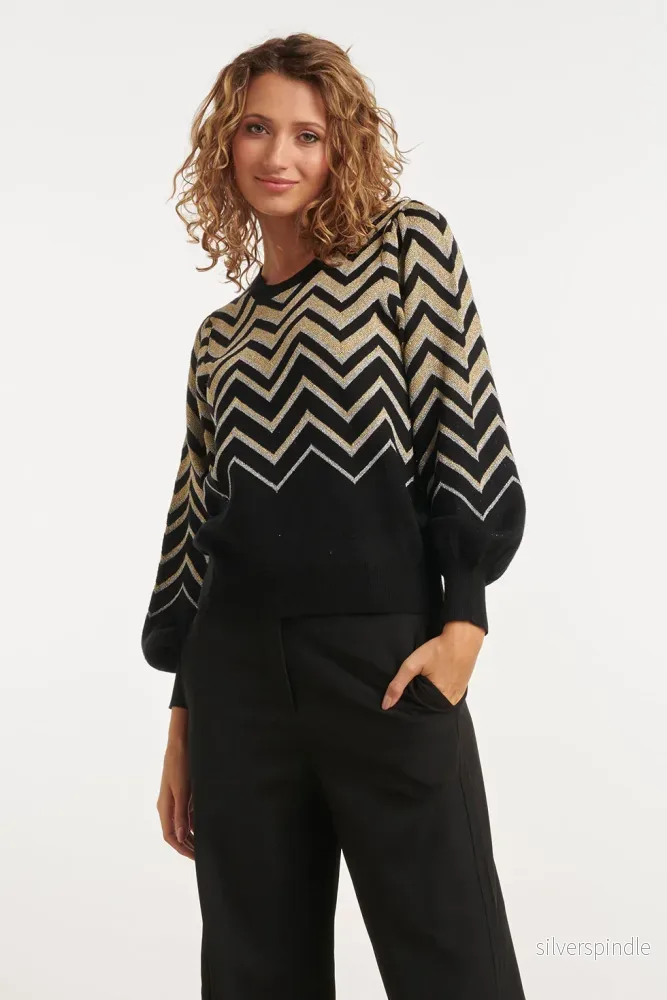 Emma | Trendig Långärmad Topp med Zigzag-mönster Emma | Trendig Långärmad Topp med Zigzag-mönster