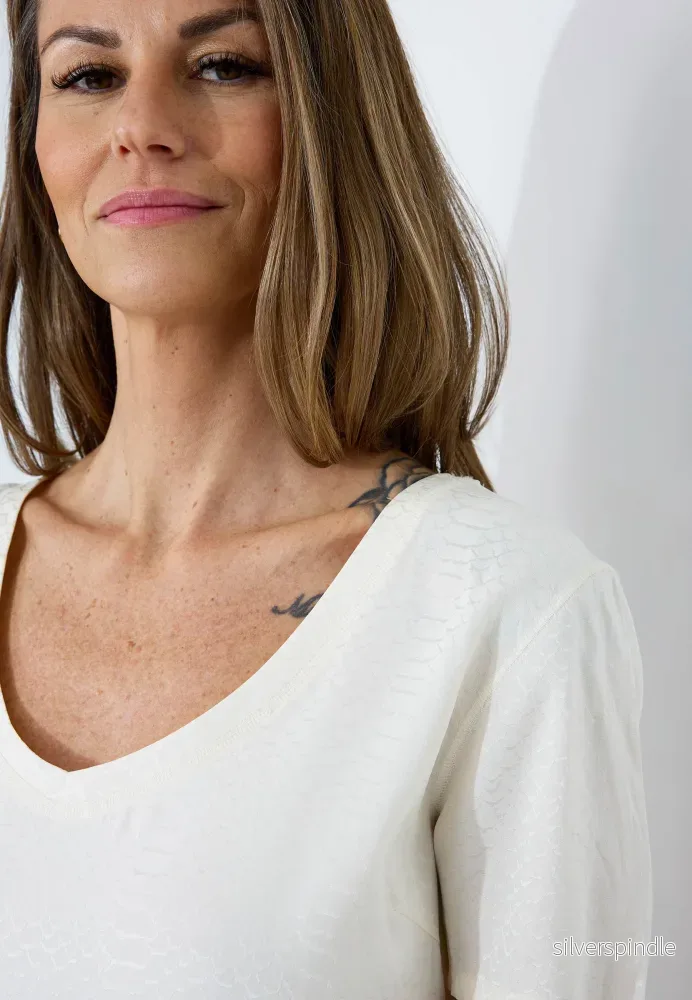 KIMMIN SNAKE JACQUARD TEE - Off white - Bild 3