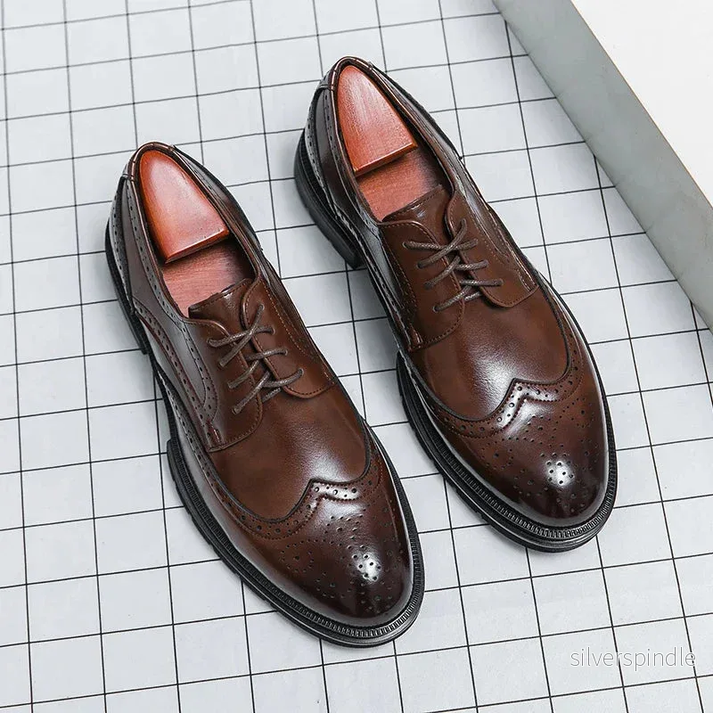 Elegant Klänningsskor för Män | Brock Cut med Rundad Tå | Mångsidig Stil för Formella Tillfällen Elegant Klänningsskor för Män | Brock Cut med Rundad Tå | Mångsidig Stil för Formella Tillfällen