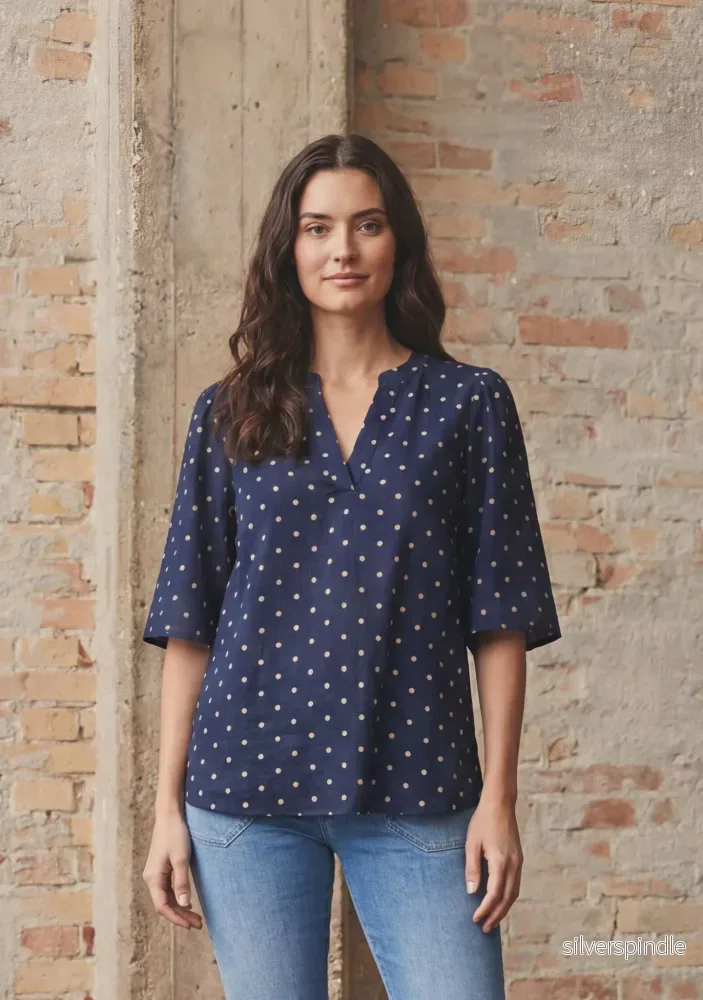 Naomi s/s Blouse - Navy Dot