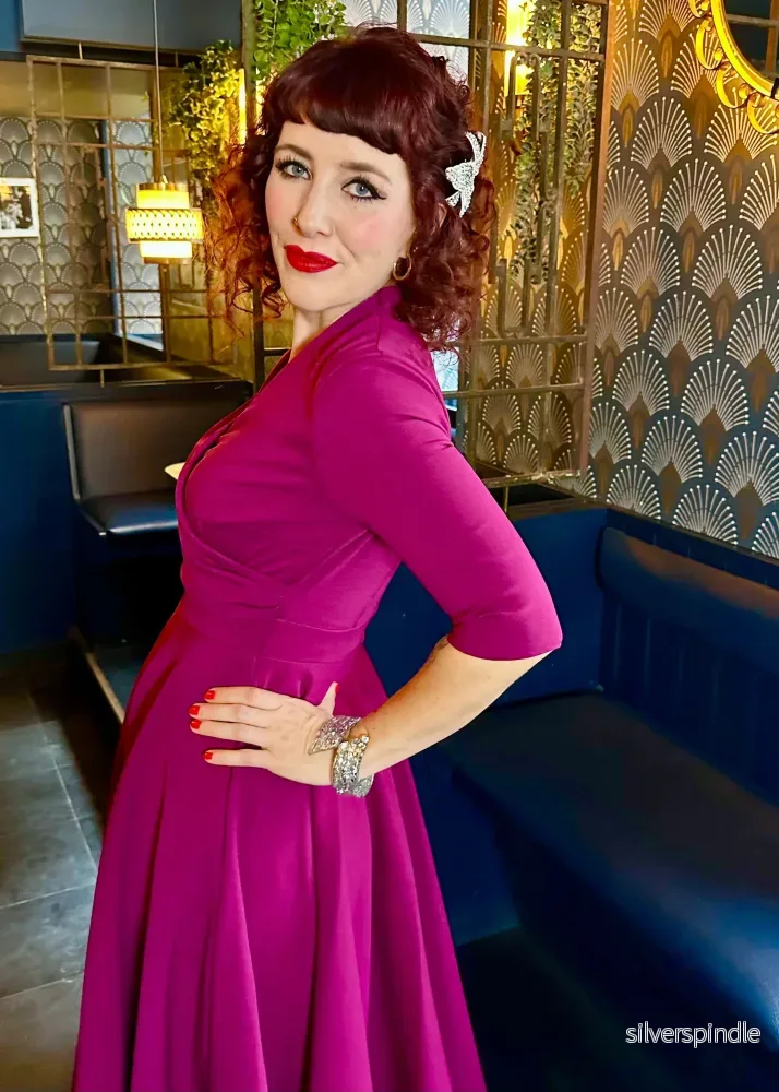 Leyla svängklänning med faux omslag - bär - Bild 3
