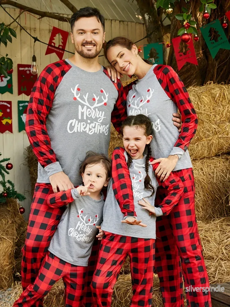Familjepyjamas | Långärmad Julpyjamas med Rutigt Mönster & Mjuk Jersey för Mysiga Julmorgnar