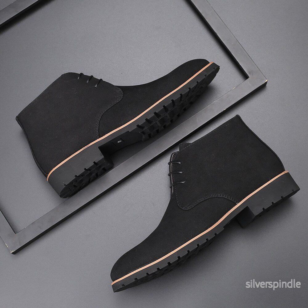 Chukka Ankelstövlar för Män med Trapper-sula & Klassisk Snörning | Mångsidig Design för Stil och Komfort Chukka Ankelstövlar för Män med Trapper-sula & Klassisk Snörning | Mångsidig Design för Stil och Komfort