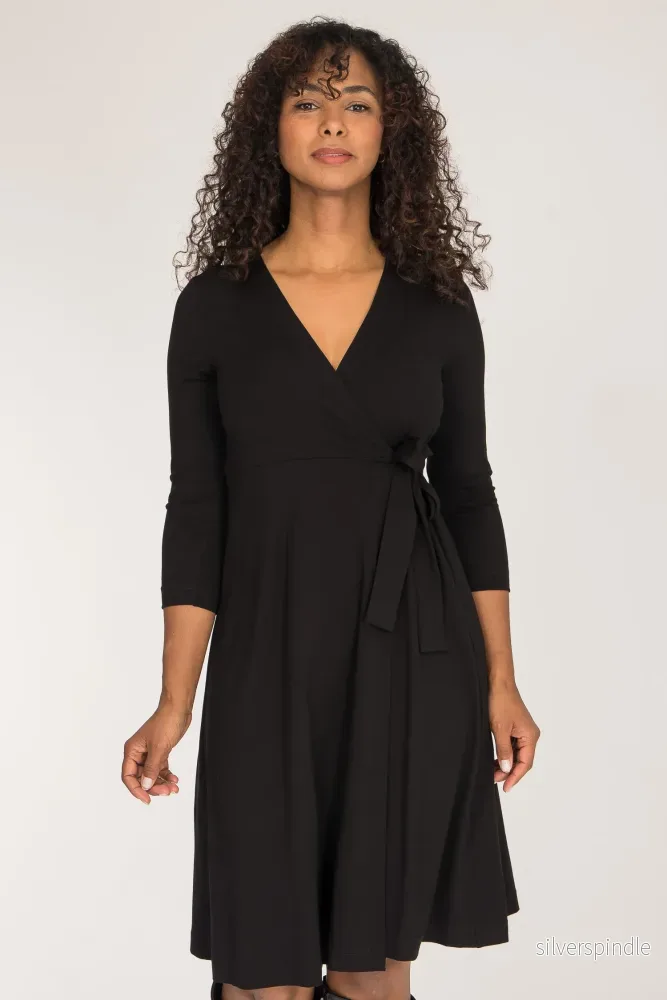 Loose fit short wrap jersey dress - Black - Bild 2
