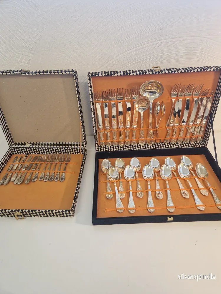 Nysilverbestick made in Italy.