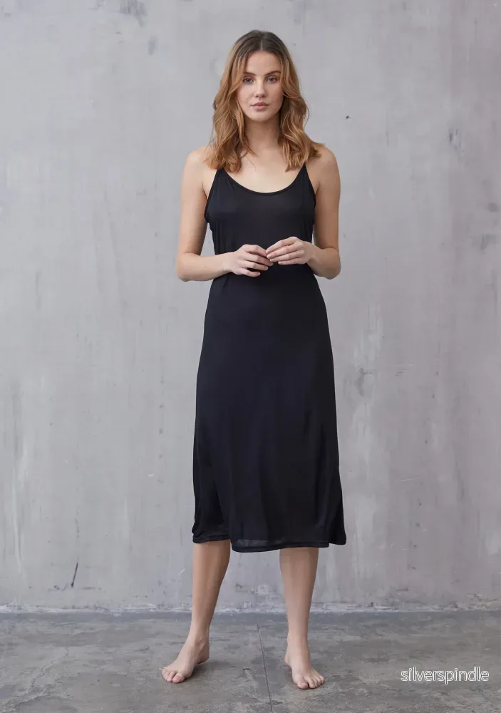 Nugga Long Underdress – Black Nugga Long Underdress – Black