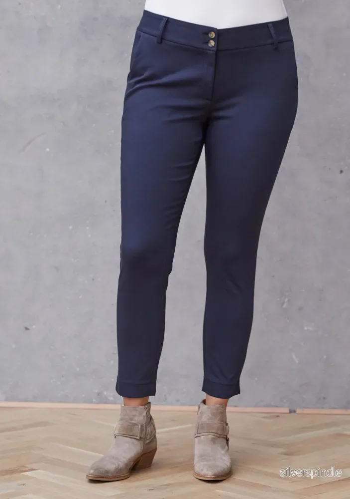 Isay Chino Pant - Navy