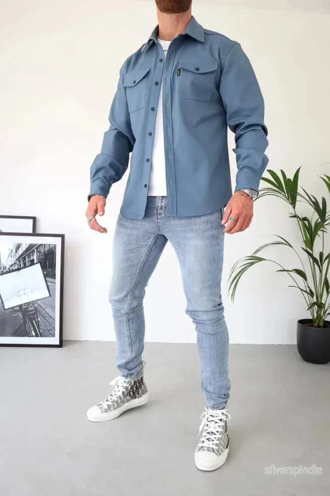 Moderna Overshirtjacka för Herrar med Avslappnad Passform | Mångsidig Lagerplagg för Stil och Komfort Moderna Overshirtjacka för Herrar med Avslappnad Passform | Mångsidig Lagerplagg för Stil och Komfort