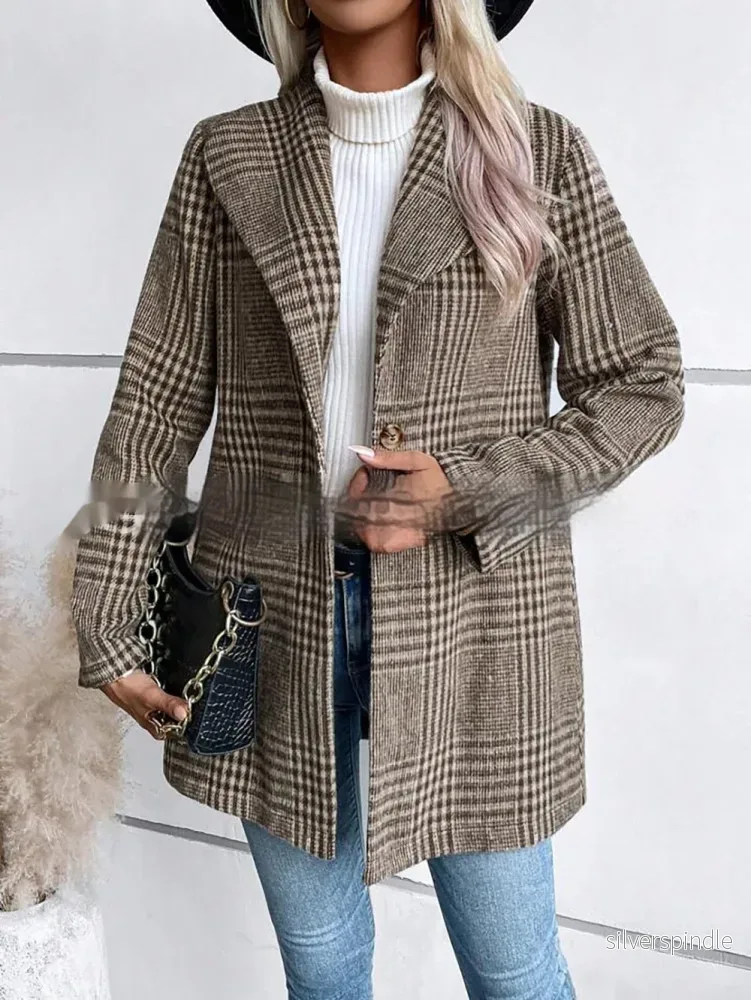 Liam | Elegant Slim Fit Höstkappa Dam med Rutigt Mönster Liam | Elegant Slim Fit Höstkappa Dam med Rutigt Mönster