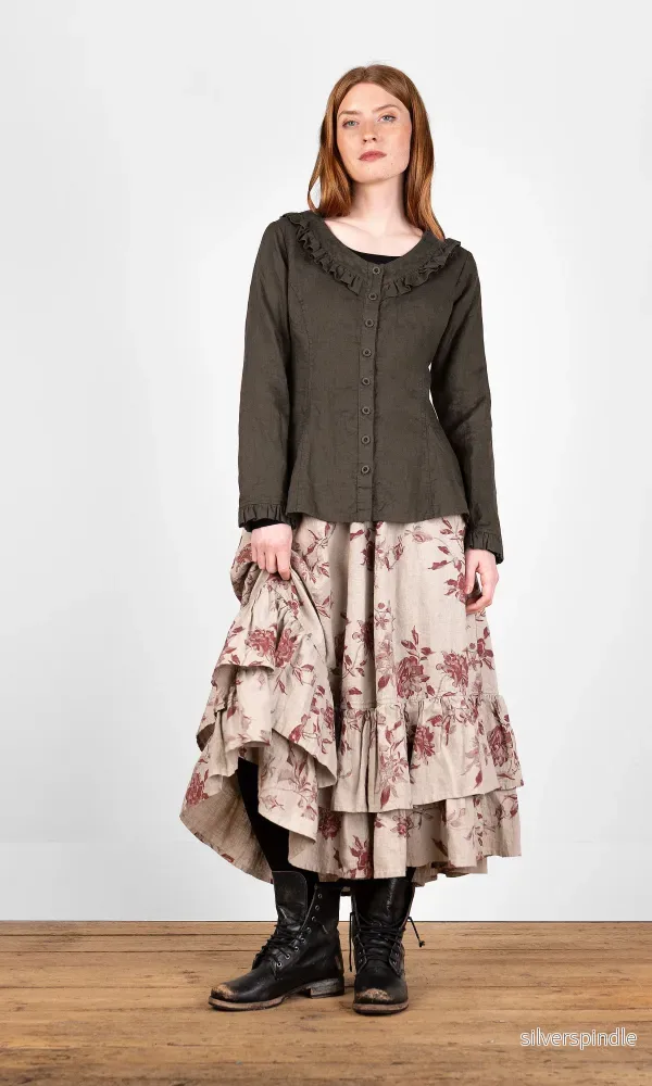 Blus med volanger och knäppning Blus med volanger och knäppning