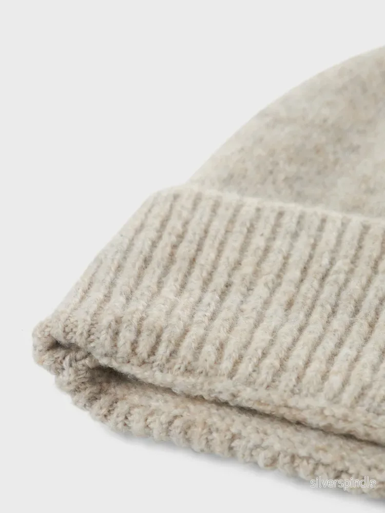 Stickad Beige Mössa - Bild 2