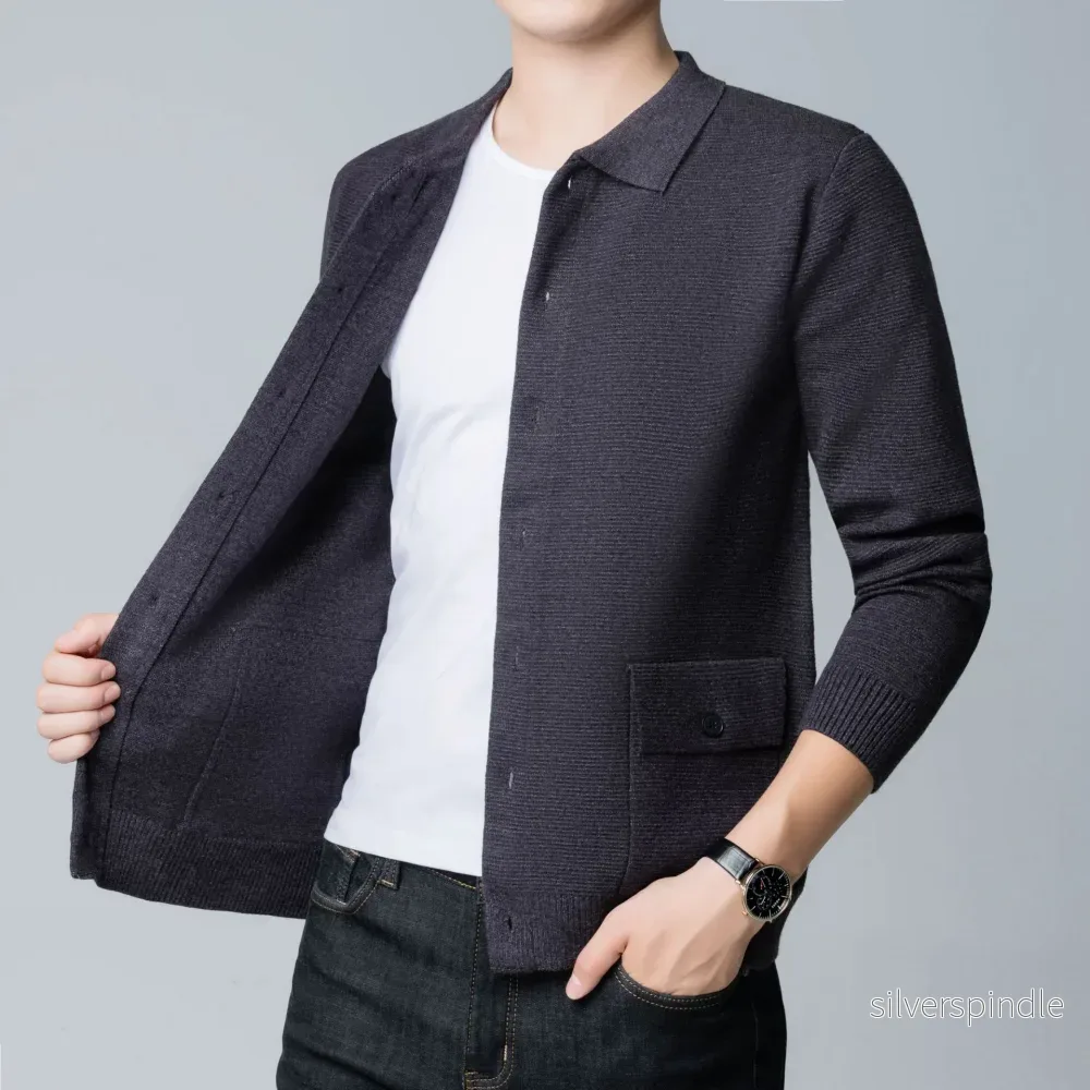 Ethan | Slim Fit Stickad Kofta med Slagkrage och Framfickor - Bild 3