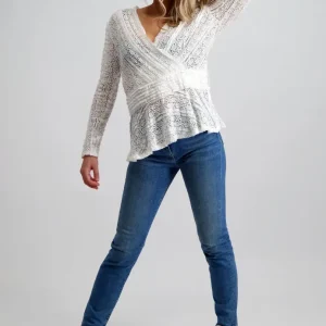 NEAVEAH BLOUSE – Off White NEAVEAH BLOUSE – Off White