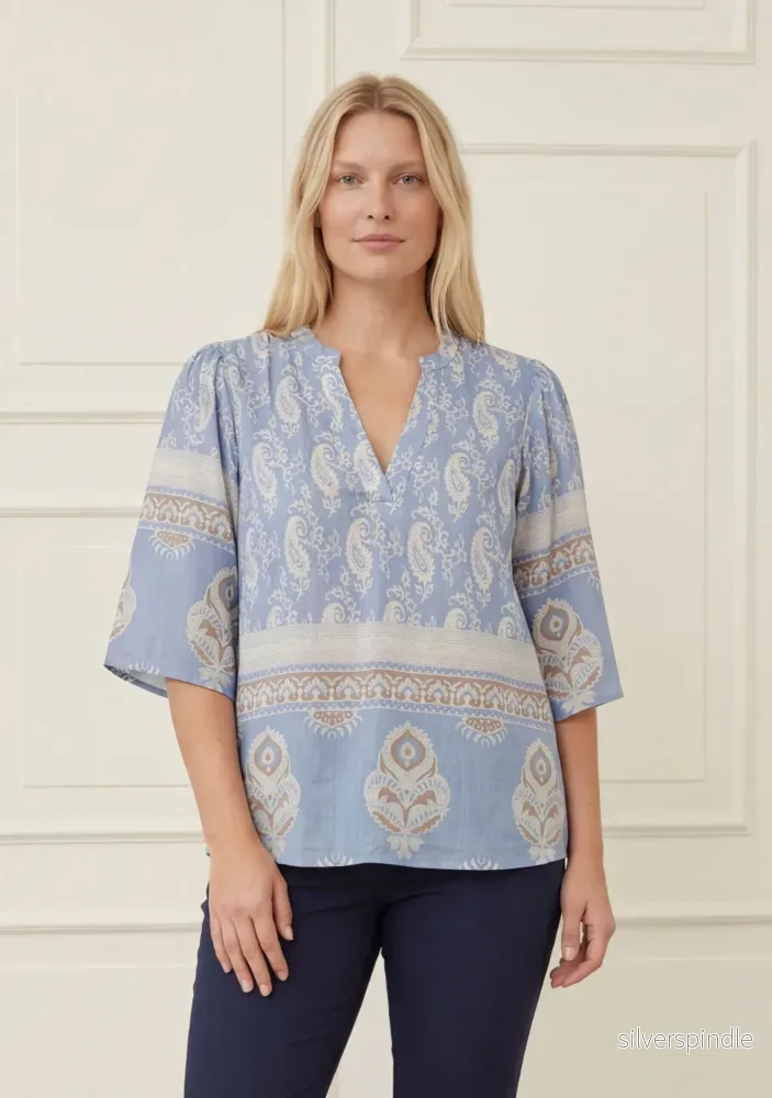 Ane s/s Blouse - Light Blue Border Paisley - Bild 2