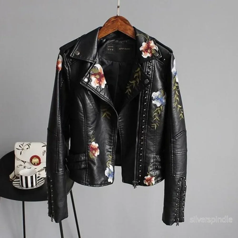 Elegant Läderjacka Dam med Blombroderi | Tidlös Stil för Modern Fashion Elegant Läderjacka Dam med Blombroderi | Tidlös Stil för Modern Fashion
