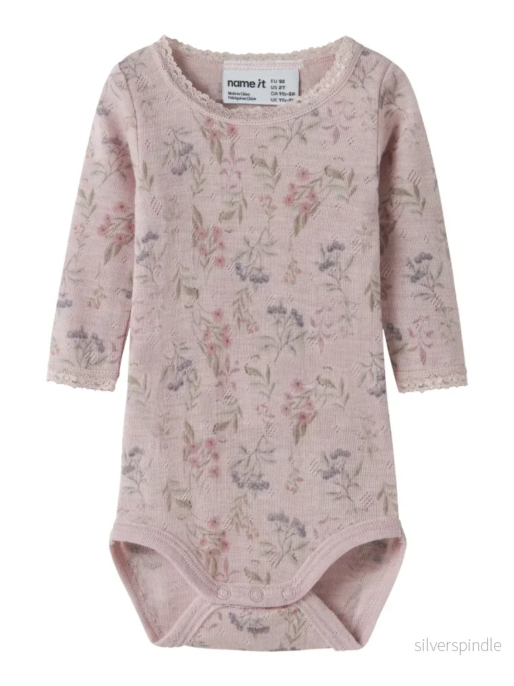 Wang 100% Merinoull Body Med Blommor