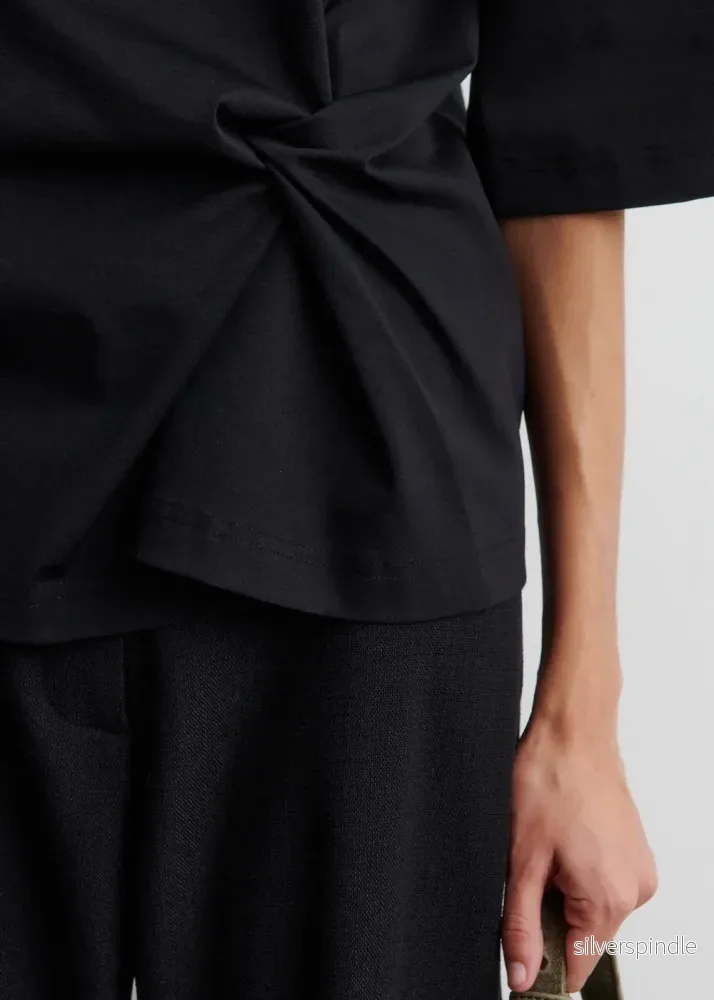 Second Female Arkai Drape Tee Black - Bild 3