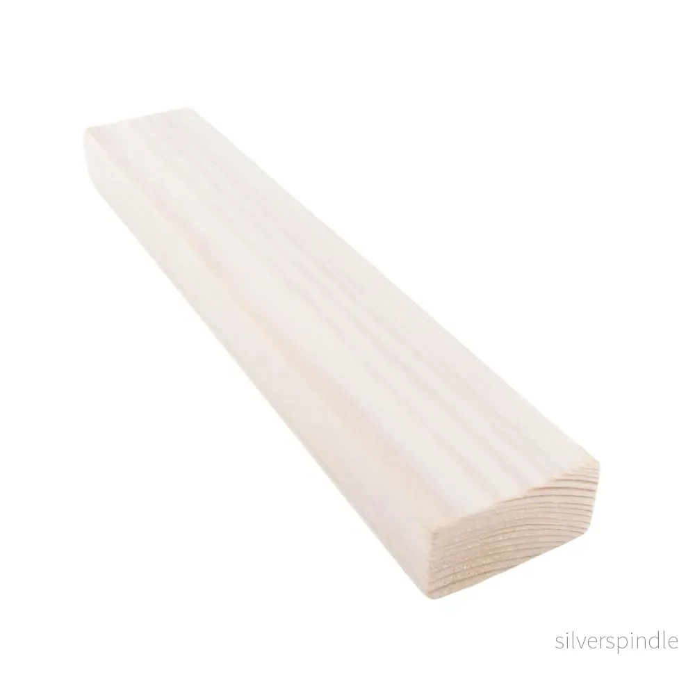 Planhyvlad för tak/vägg 20x40x2400, Furu, Vitlackad