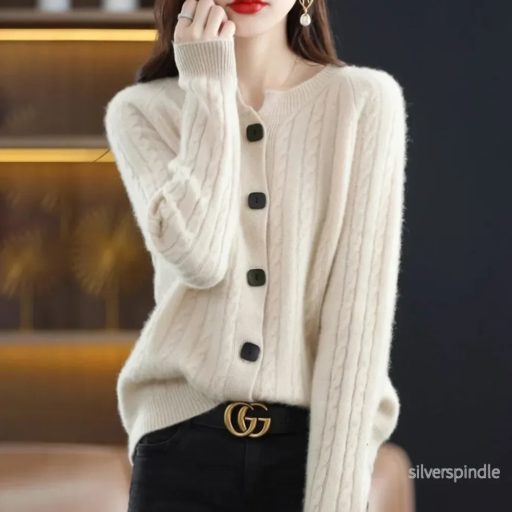 Elegant Knäppt Cardigan för Kvinnor med Kabelmönster | Lätt och Bekväm för Kallare Årstider