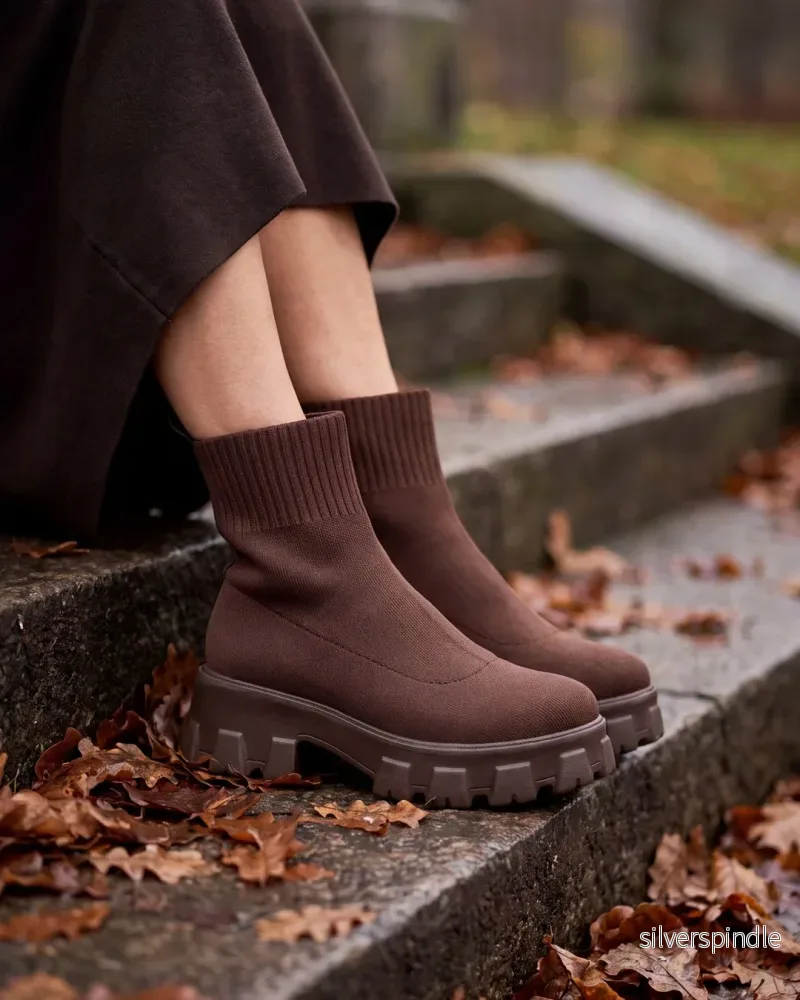 Kvinnors Plattformsstövlar | Sockstil med Chunky Klack och Dämpande Innersula | Mångsidiga Ankelboots för Komfort och Stil Kvinnors Plattformsstövlar | Sockstil med Chunky Klack och Dämpande Innersula | Mångsidiga Ankelboots för Komfort och Stil