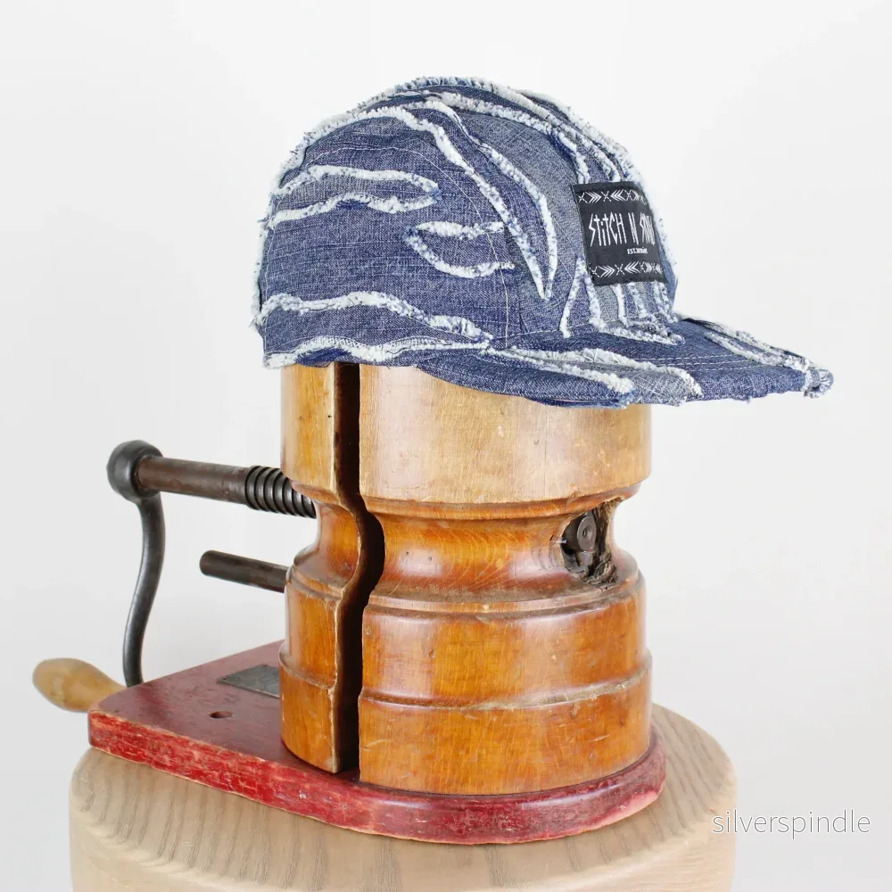 Distressed denim cap - Bild 3