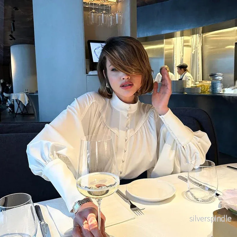 Olivia | Elegant Vårskjorta med Puffärm och Ståkrage - Bild 2
