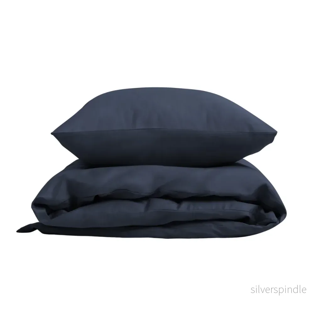 Arkipelag Plain Påslakanset Navy Arkipelag Plain Påslakanset Navy