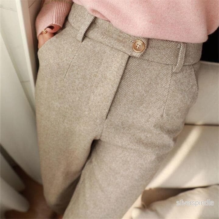 Liam | Elegant Slim Fit Kostymbyxor Dam med Raka Ben och Sidofickor - Bild 3