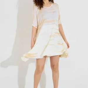 HORIZONTAL TIE DYE OVERSIZE – Cream/Ivory HORIZONTAL TIE DYE OVERSIZE – Cream/Ivory