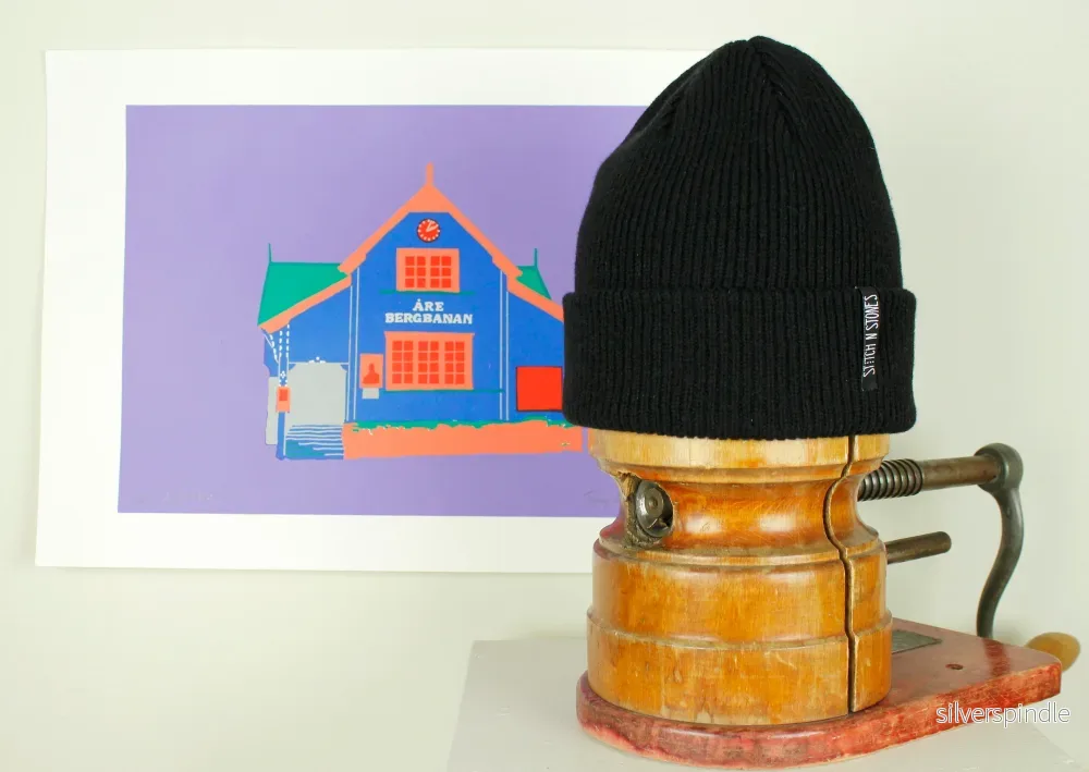 Lambswool Beanie Black small logo Lambswool Beanie Black small logo