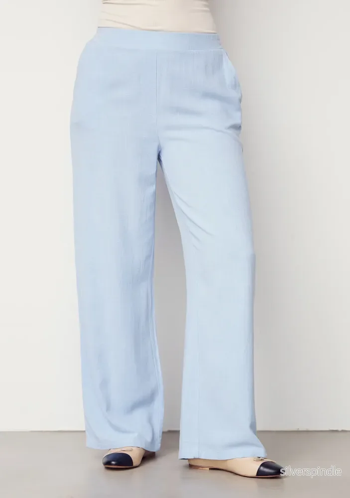 Pearl Pant - Light Blue