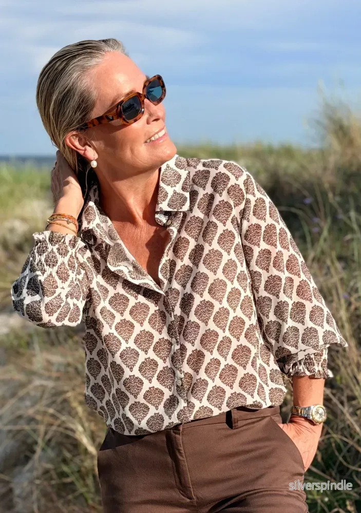 Vibse Shirt – Heritage Damask Vibse Shirt – Heritage Damask