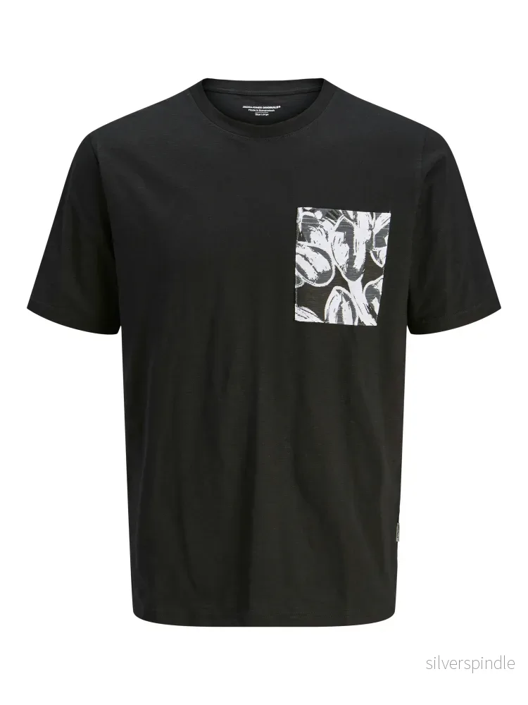 T-shirt med mönstad ficka T-shirt med mönstad ficka