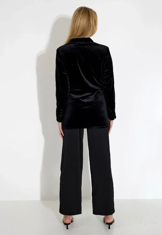 TANITA SAMMETSKAVAJ - Black - Bild 2