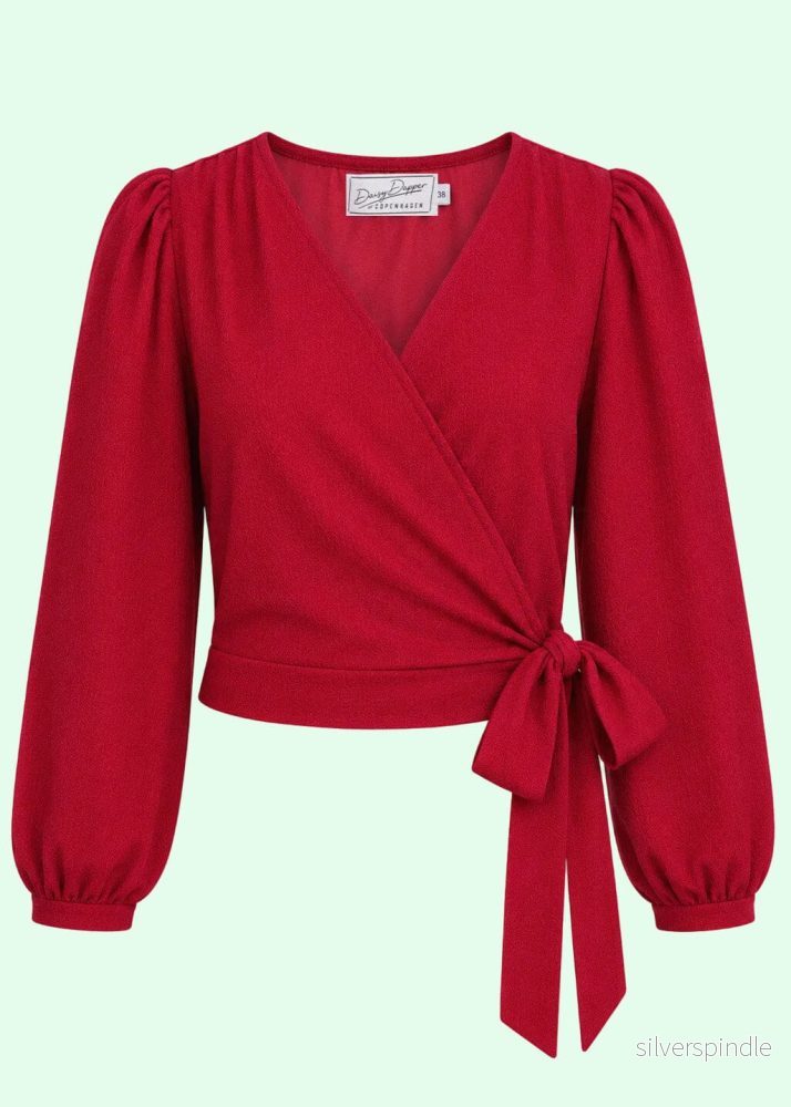 Feminin omlottblus – Röd Feminin omlottblus – Röd