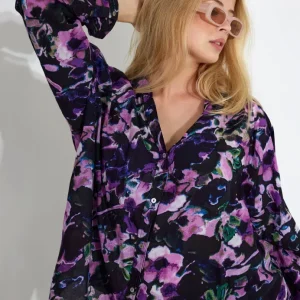 LATOYA BLUS – Lilac Flowe LATOYA BLUS – Lilac Flowe