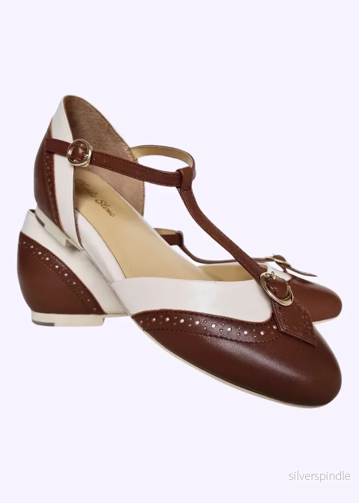 Parisienne läderskor i vintagestil – brun & vit Parisienne läderskor i vintagestil – brun & vit