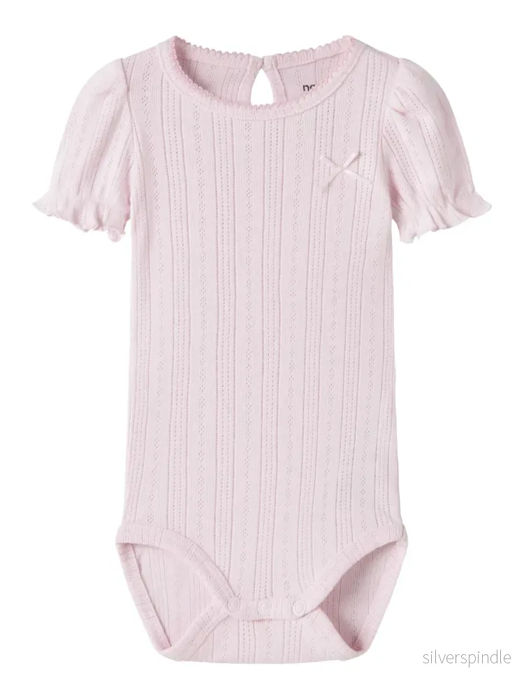 Kortärmad baby body Kortärmad baby body