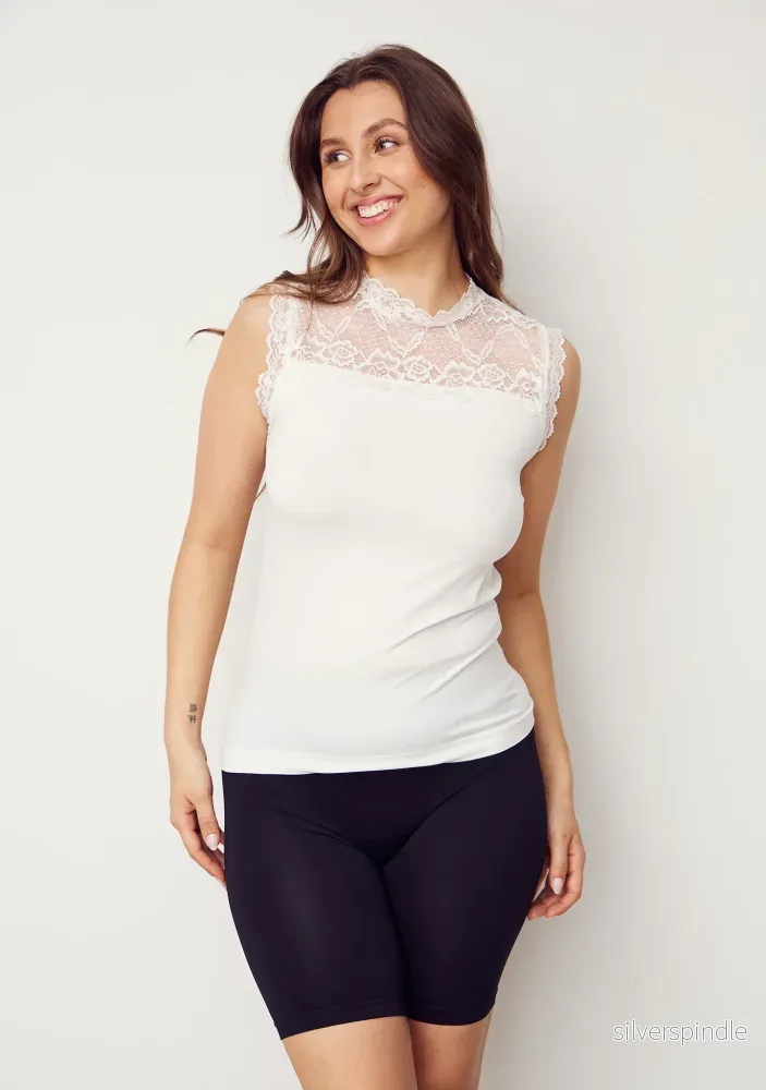 Nilla Highneck Top – Broken White Nilla Highneck Top – Broken White