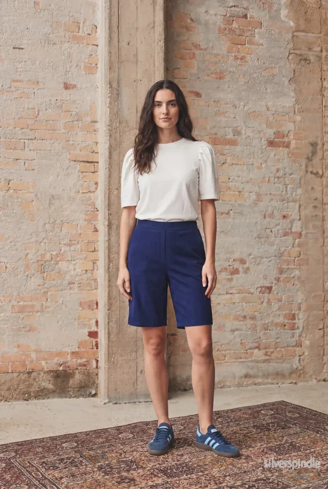 Pearl Shorts - Navy