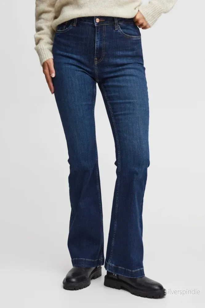 Jeans Becca 30″ långa Jeans Becca 30″ långa