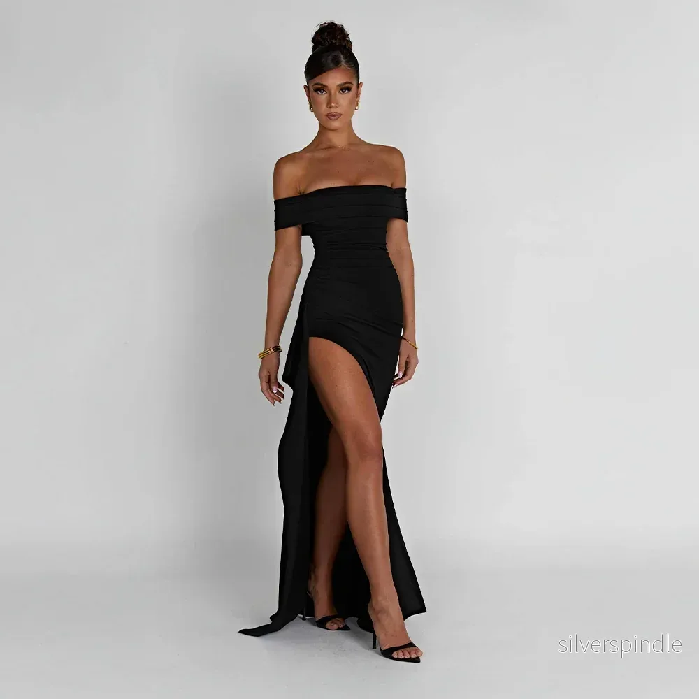 Mia | Elegant Svart Maxiklänning Dam med Off Shoulder och Slits
