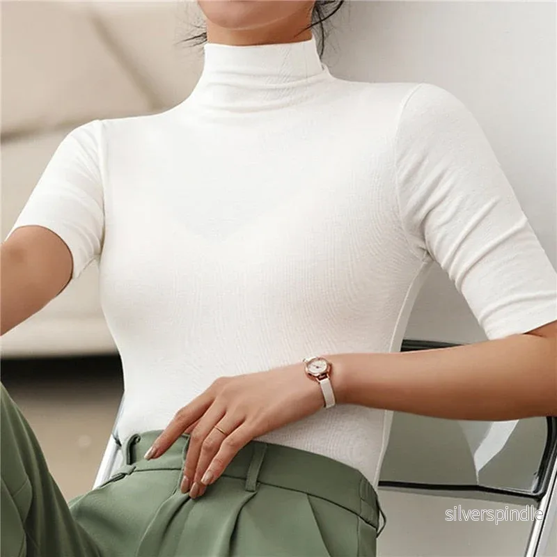Elegant Damtopp med Turtleneck i Mjuk Stickning för Bekväm Stil - Bild 2