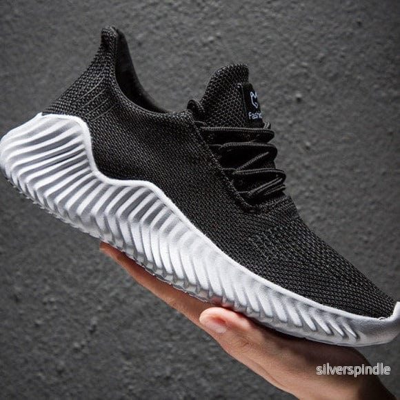 Liam | Lätta Slip-On Sneakers För Vardagsbruk med Mesh-Överdel