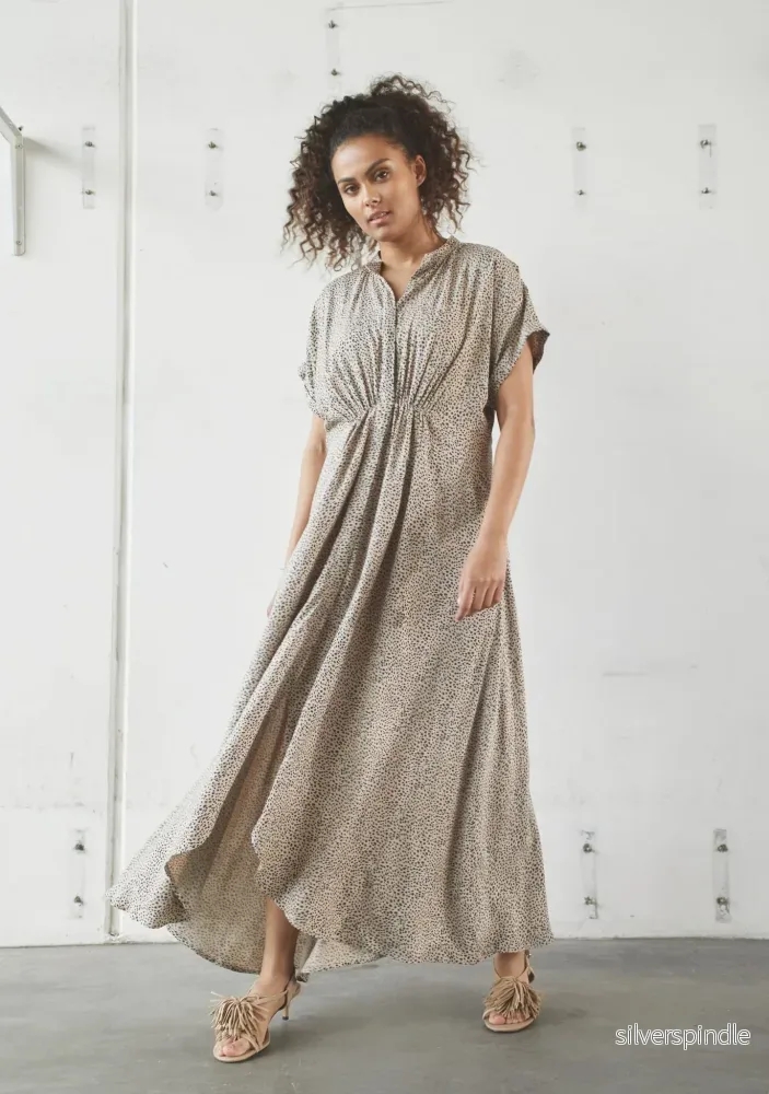 Gyta Dress - Mini Leo