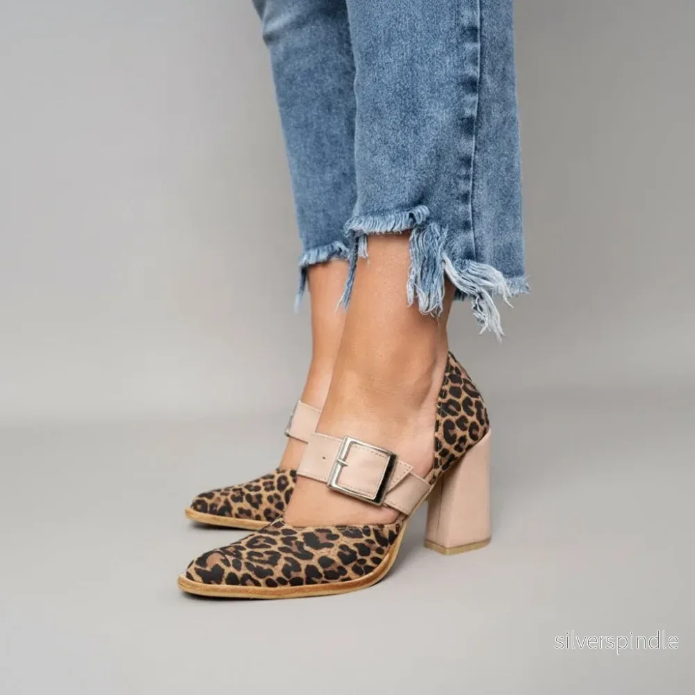 Emma | Elegant Högklackade Pumps med Spetsig Tå Emma | Elegant Högklackade Pumps med Spetsig Tå