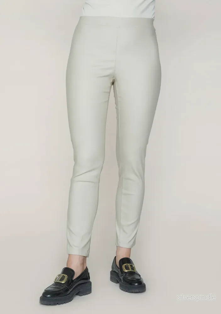 Helga Legging – Sand Helga Legging – Sand